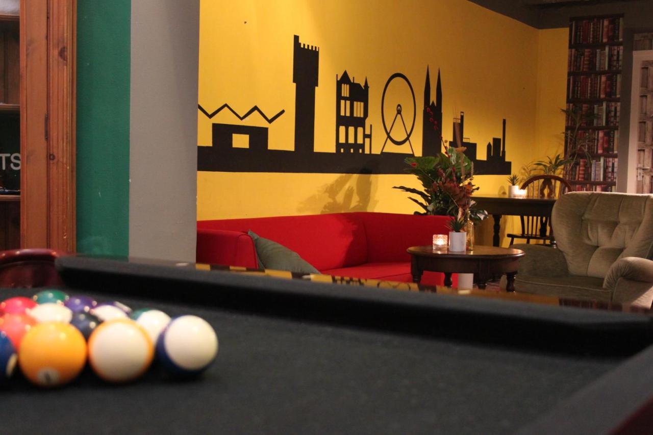 Hostel Roots Tilburg Luaran gambar