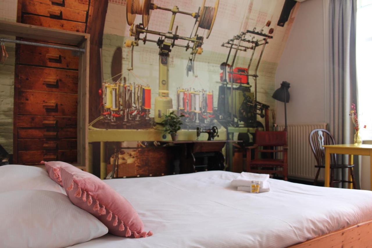 Hostel Roots Tilburg Luaran gambar