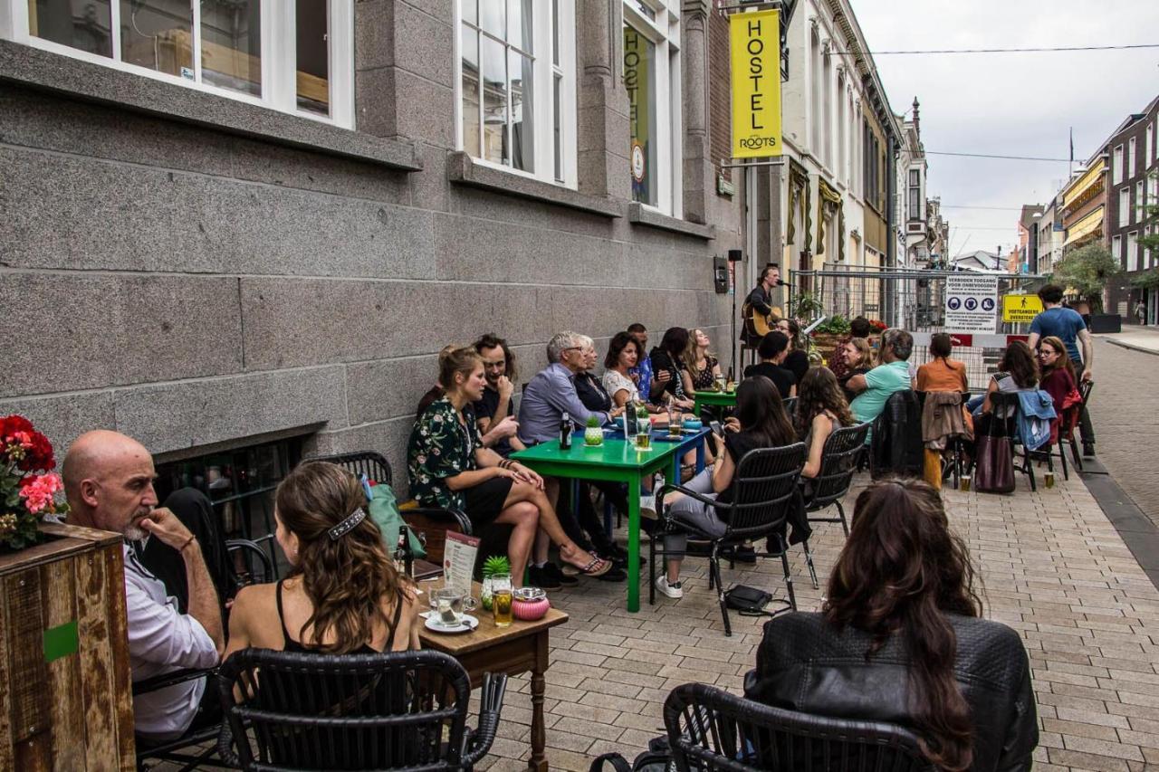 Hostel Roots Tilburg Luaran gambar